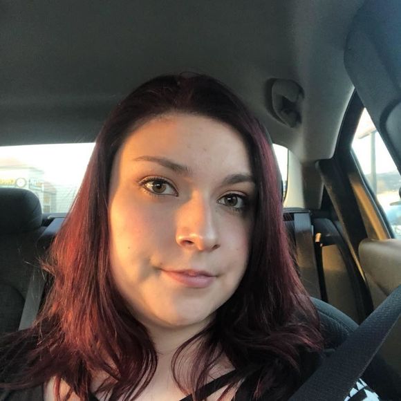 Meet your Posher, Gabi - Picture 1 of 1